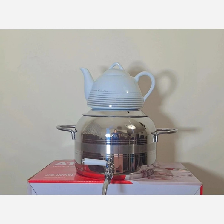 کتری قوری شیردار کف چدن مارک نفیس طرح ترک دسته استیل