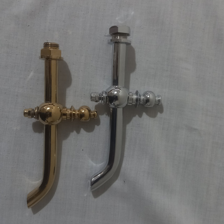 شیر کتری به همراه یک جف دسته کتری